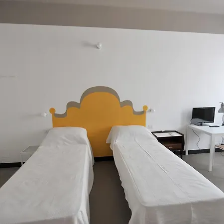 Quater Lett Отель типа 